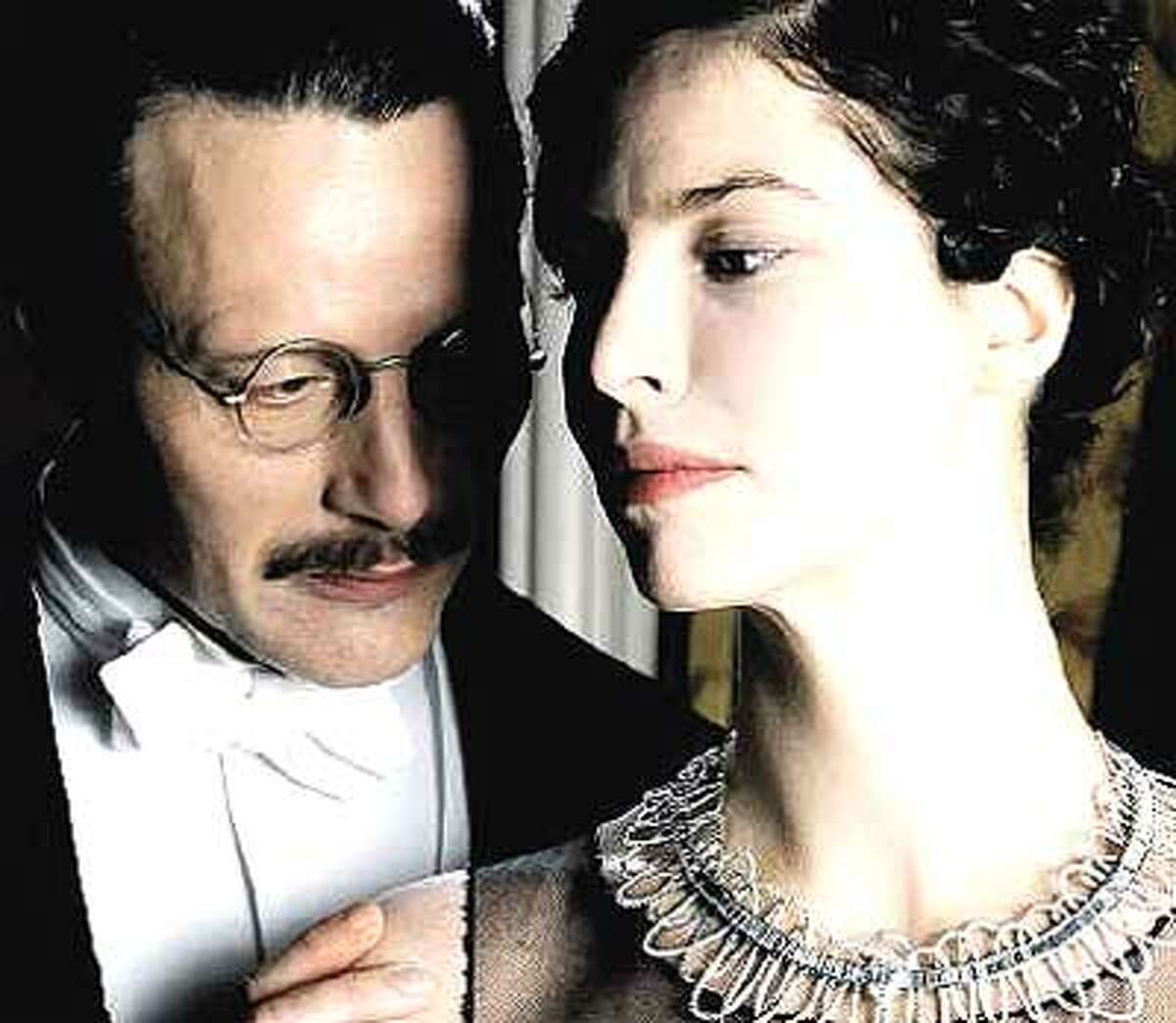 Coco Chanel & Igor Stravinsky' a gripping and elegant affair (trailer)