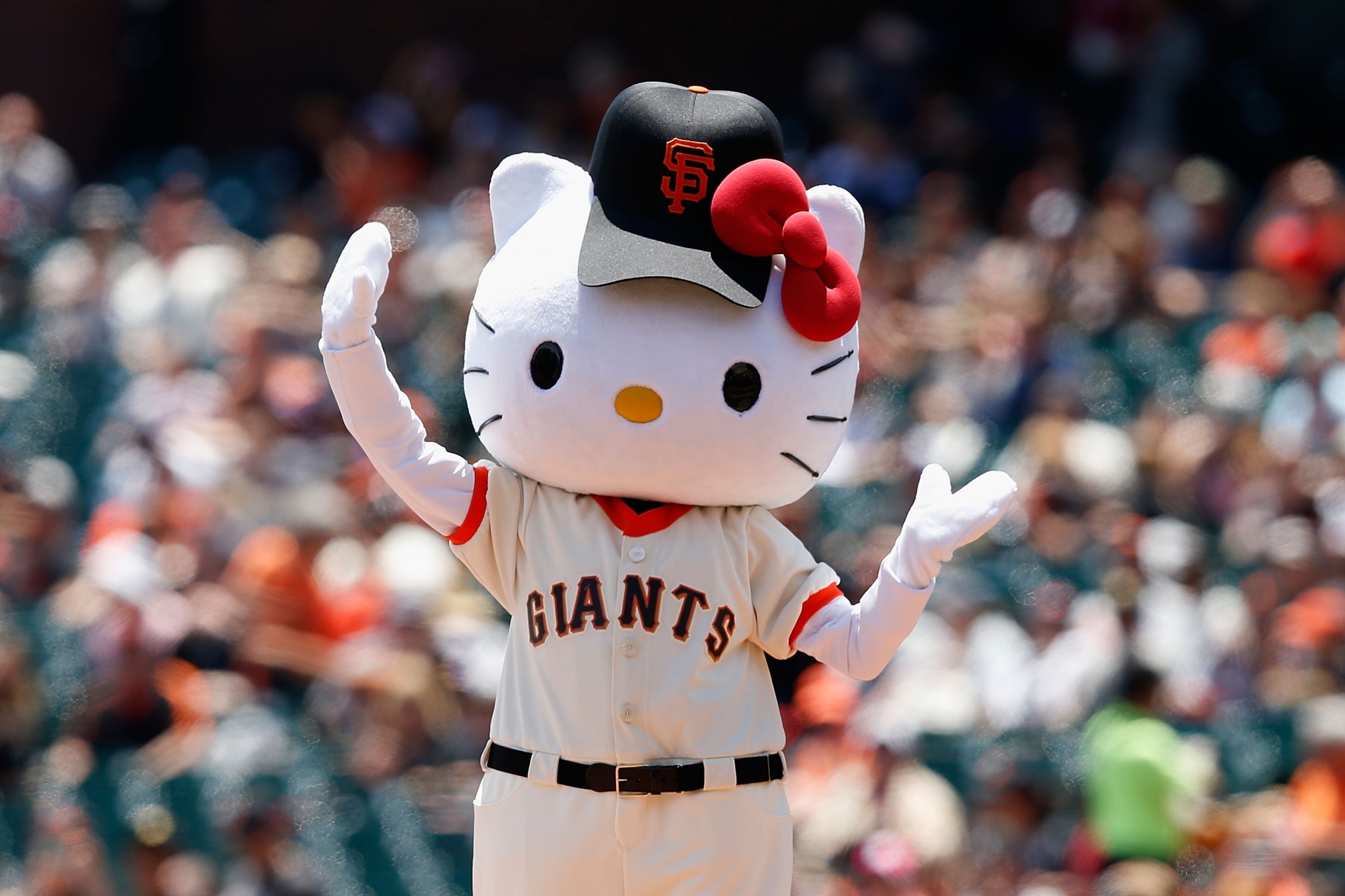 Giants plan Hello Kittythemed game day for August