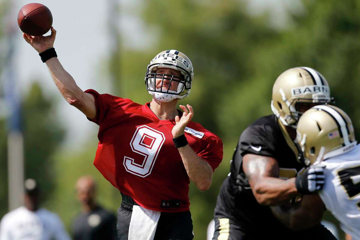 NFL Saints QB Brees calls his contract a 'nonissue'