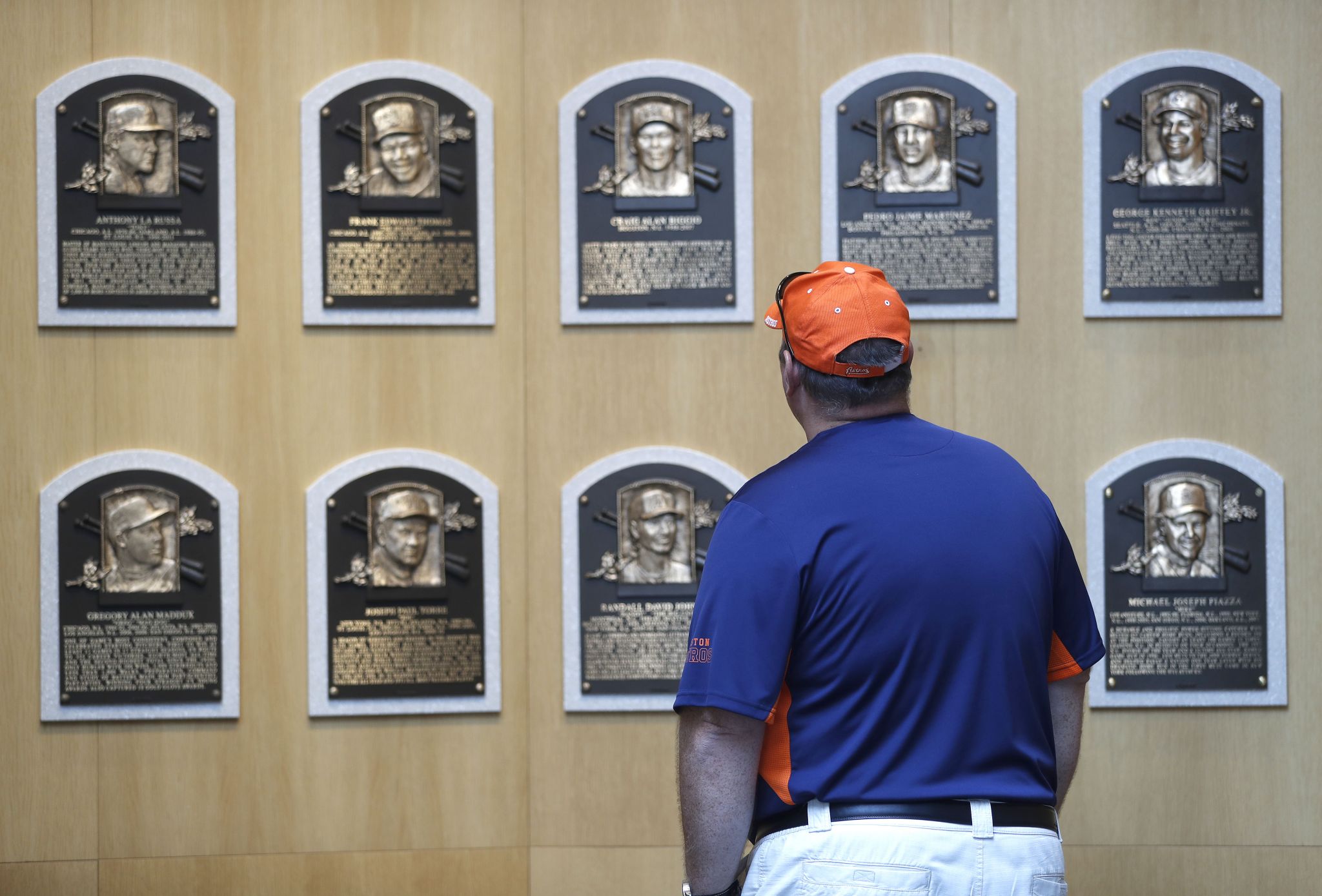 Jeff Bagwell finally gets to join childhood hero Carl Yastrzemski in the  Hall