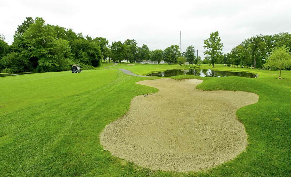 Region’s golf pros pick their favorite holes