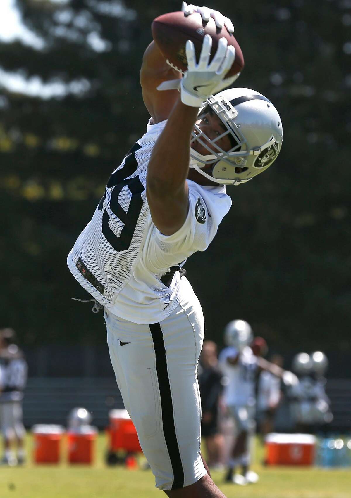 Bigger Amari Cooper is better for Raiders, Raiders/NFL