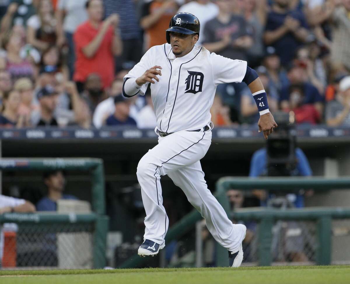 DETROIT, MI - JULY 29: Victor Martinez #41 of the Detroit Tigers scores from second base to tie the game against the Houston Astros at 4-4 during the seventh inning at Comerica Park on July 29, 2017 in Detroit, Michigan. (Photo by Duane Burleson/Getty Images)