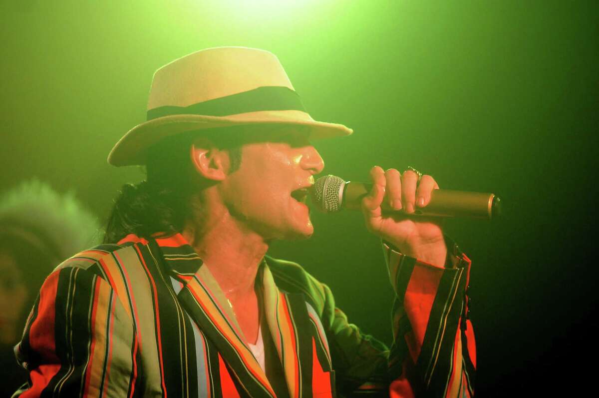 '80s star Corey Feldman goes 4 it at White Oak Music Hall