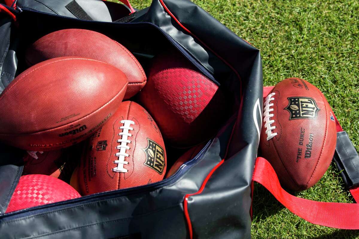 Texans' Will Fuller shows improvement at camp