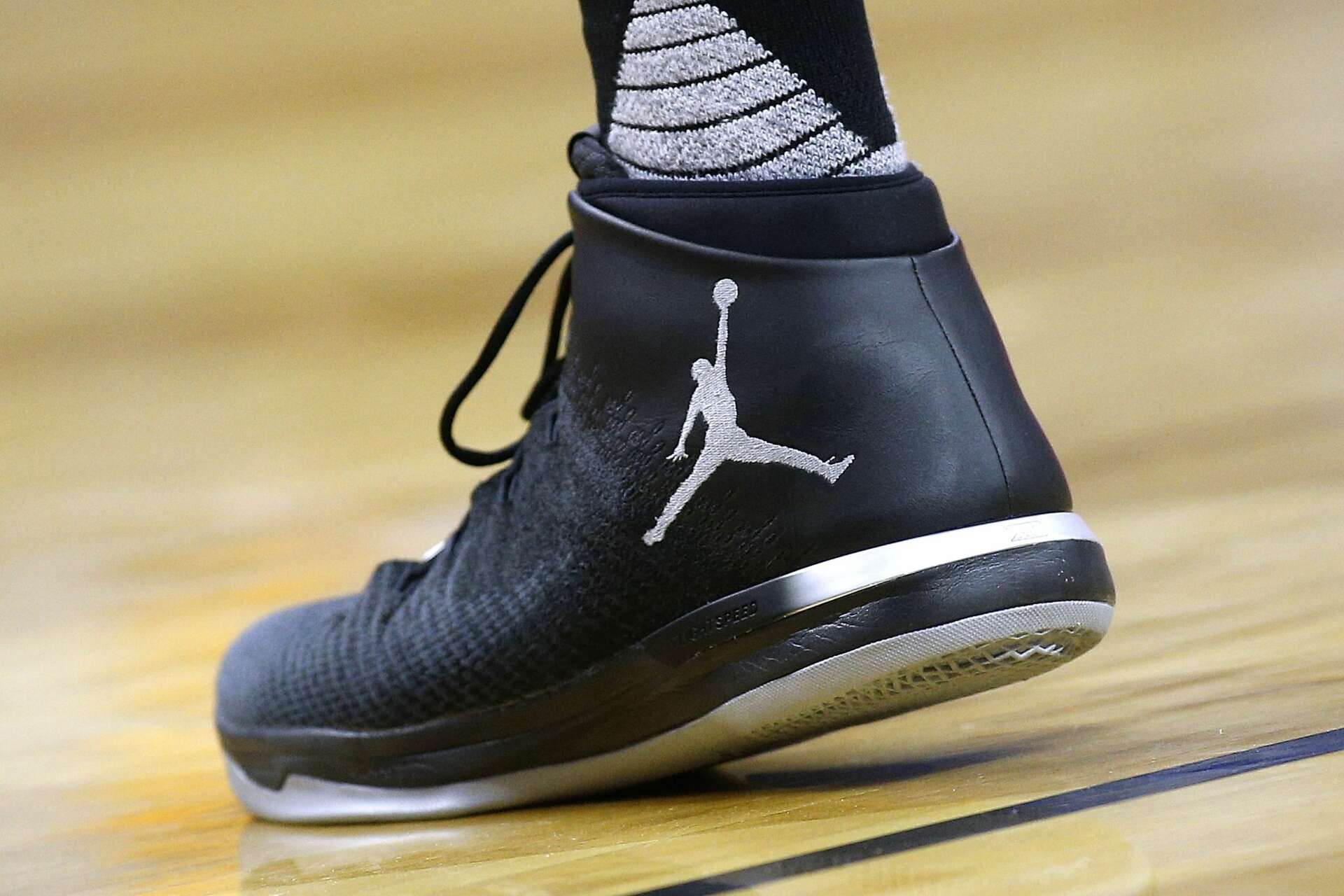 demar derozan fiesta shoes