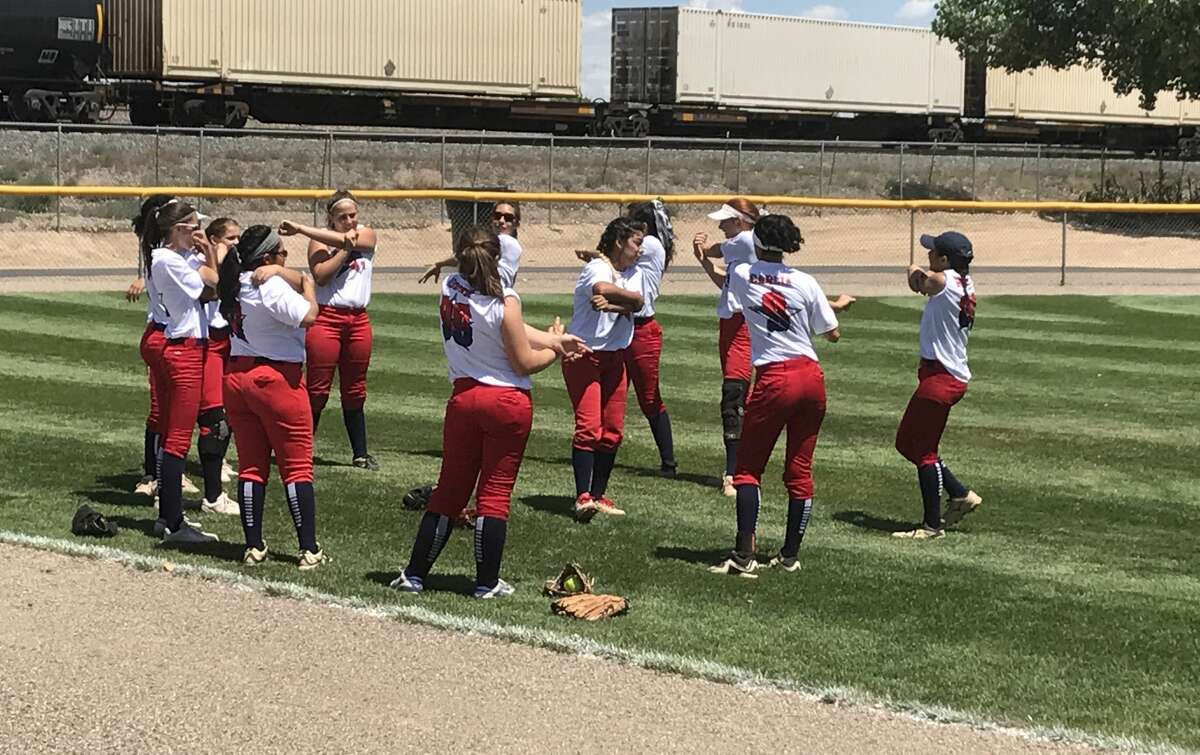 After 100 win, Greater Helotes move on in Junior League Softball World Series