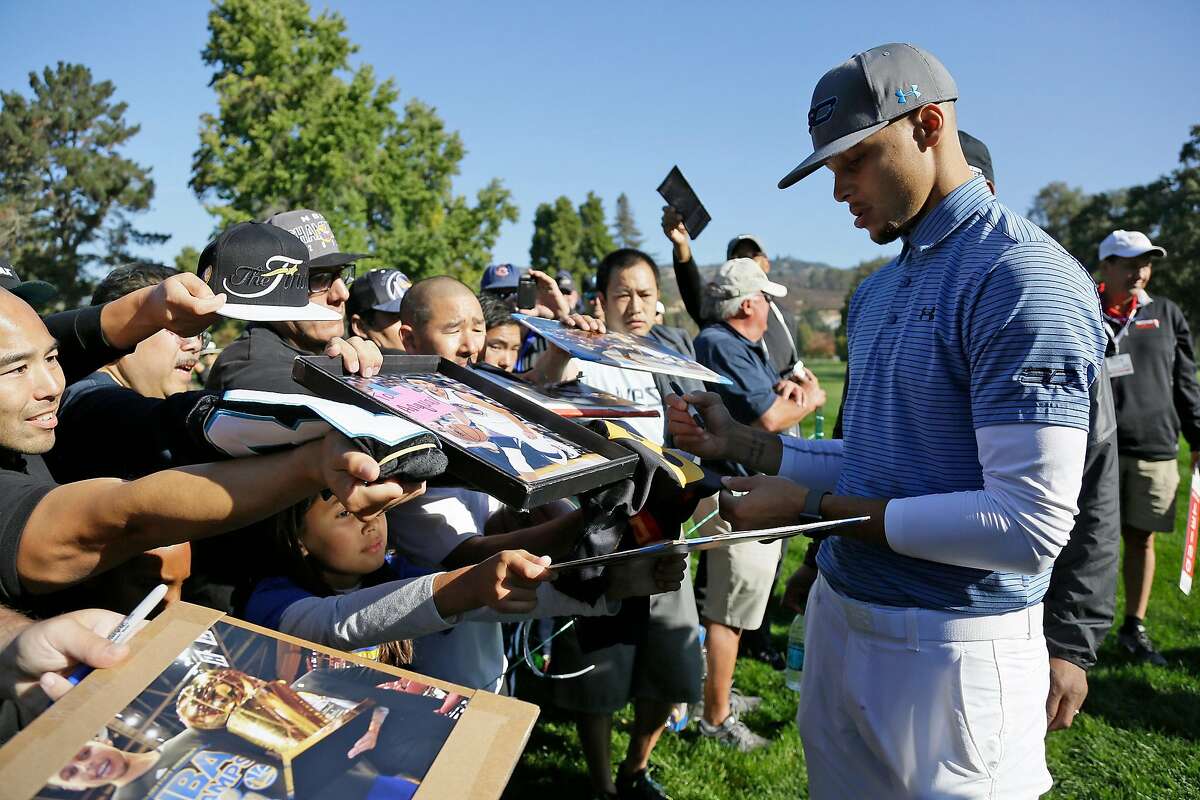 Barber: Stephen Curry keeps up with Phil Mickelson at Napa's Safeway Pro-Am