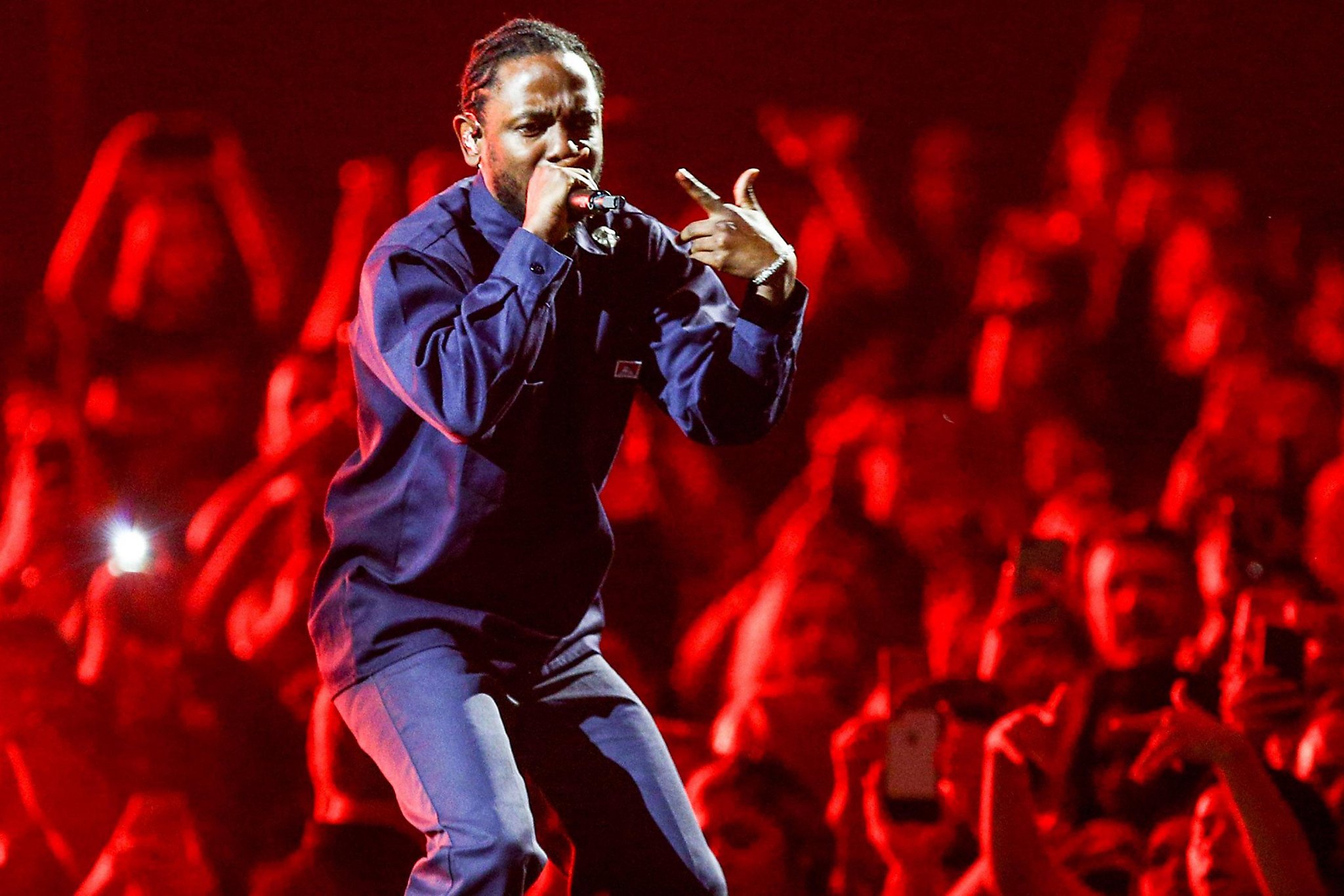 Kendrick Lamar postpones Oakland concert to make way for NBA playoffs