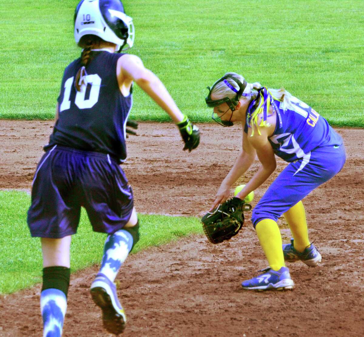 photos-ct-little-league-championship-softball-seymour-vs-pawcatuck