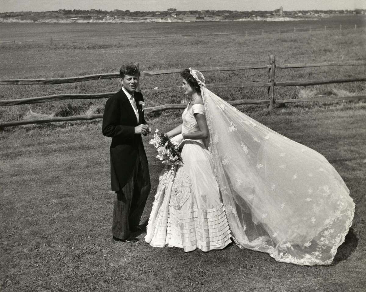 Photos On This Day Sept 12 1953 Jfk Married Jackie