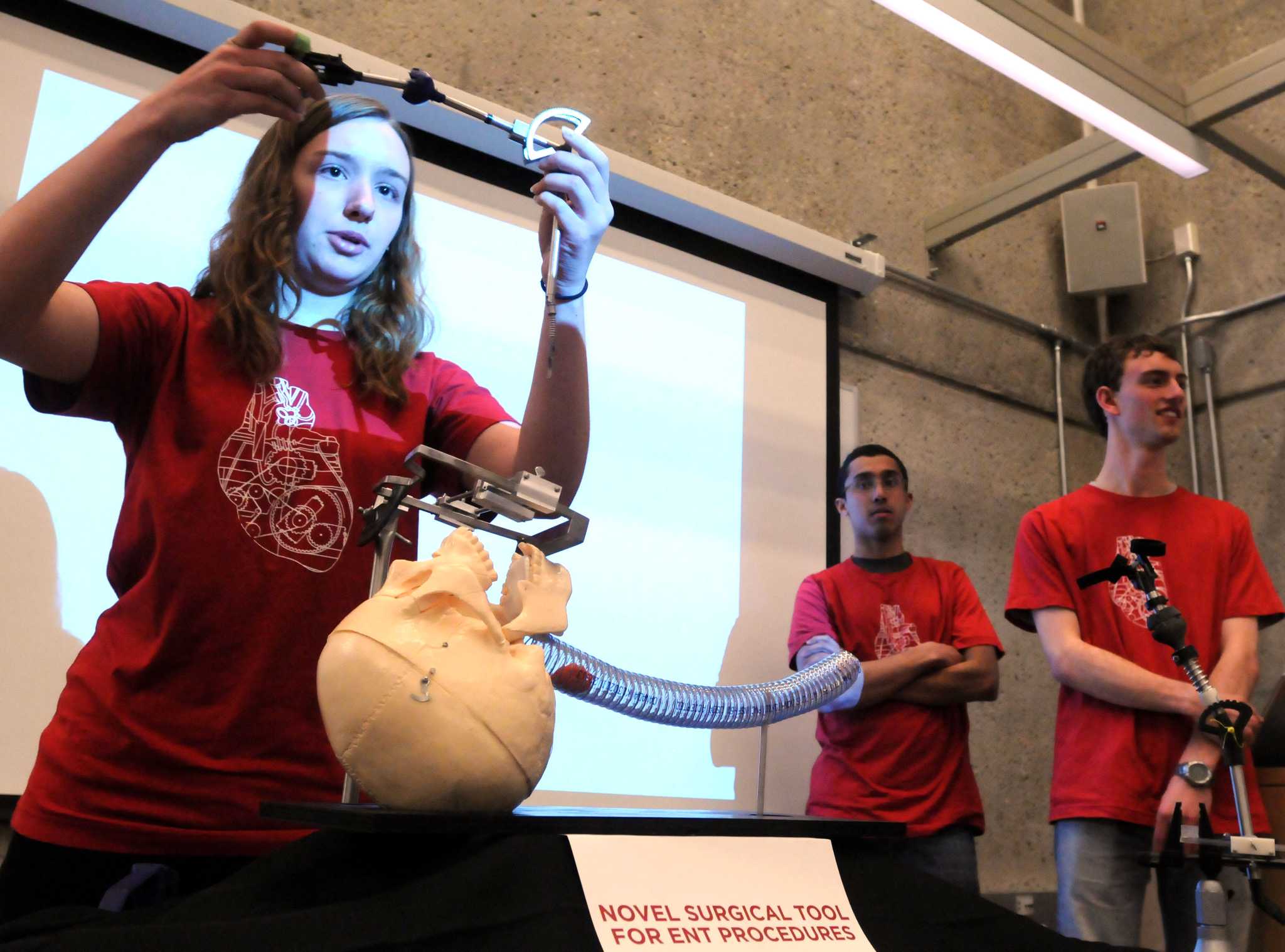 PHOTOS Yale Students Produce New Medical Devices at CEID