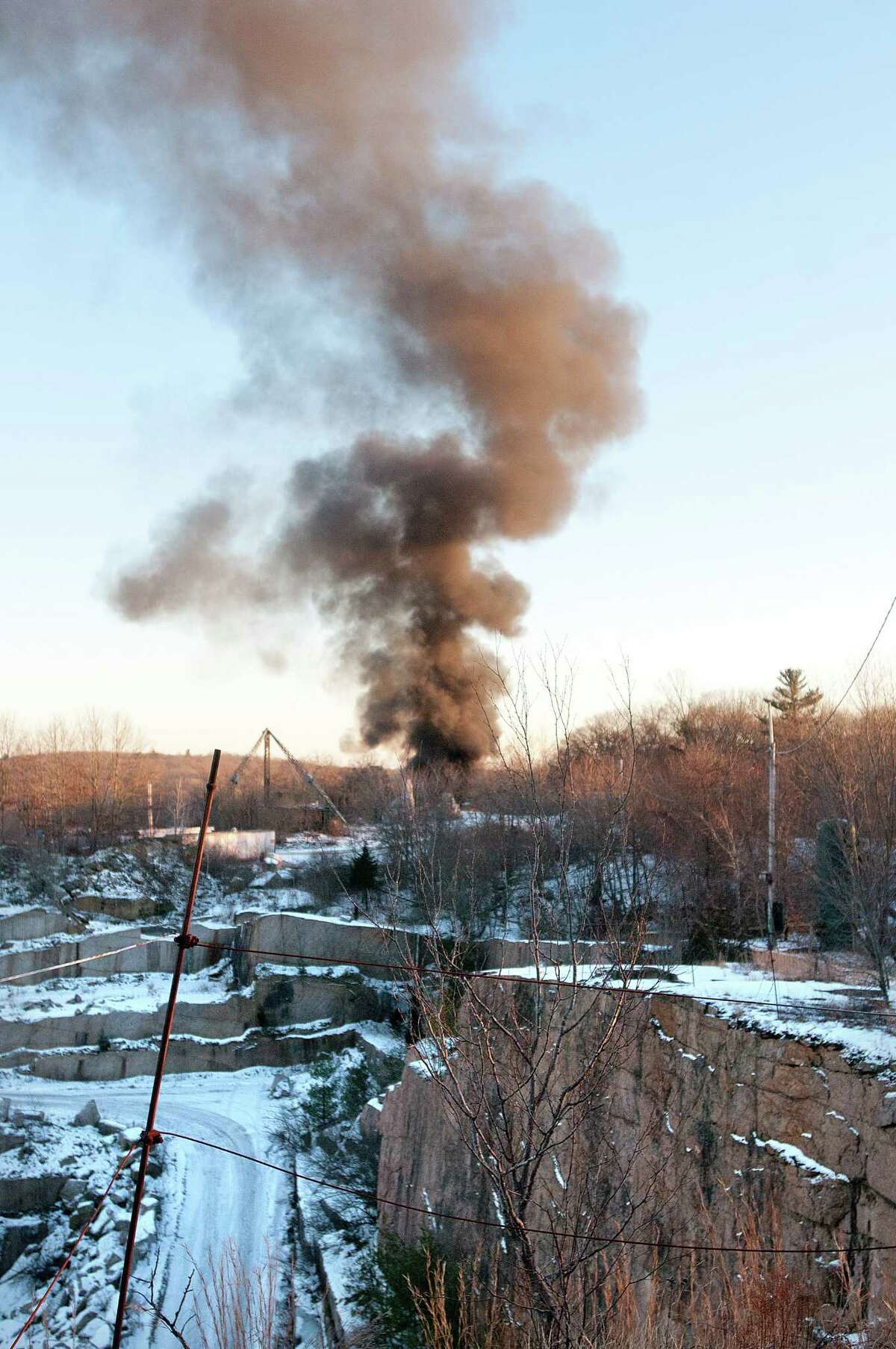 Hundreds evacuated during Branford quarry fire