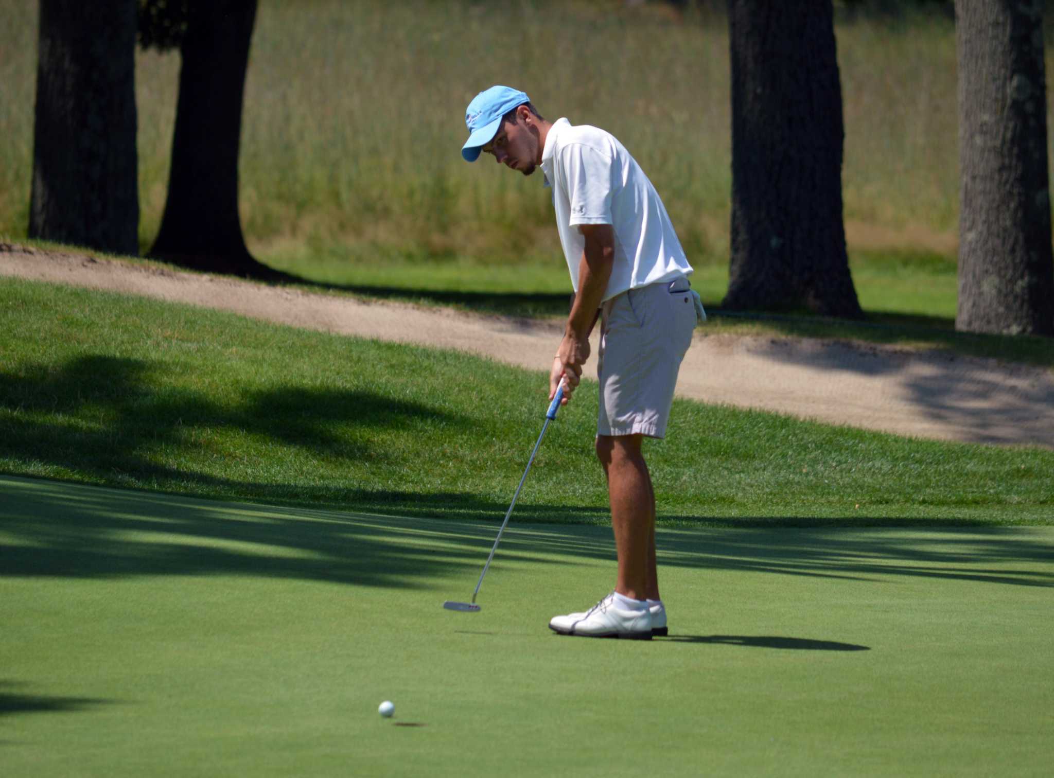 Danbury’s Theodorakis ties course record, shares CT Open lead