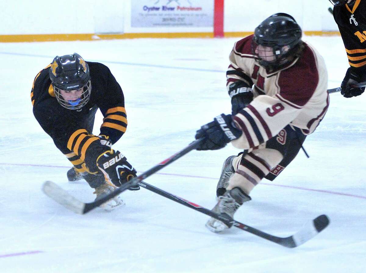 Photos of North Haven Vs Amity Hockey