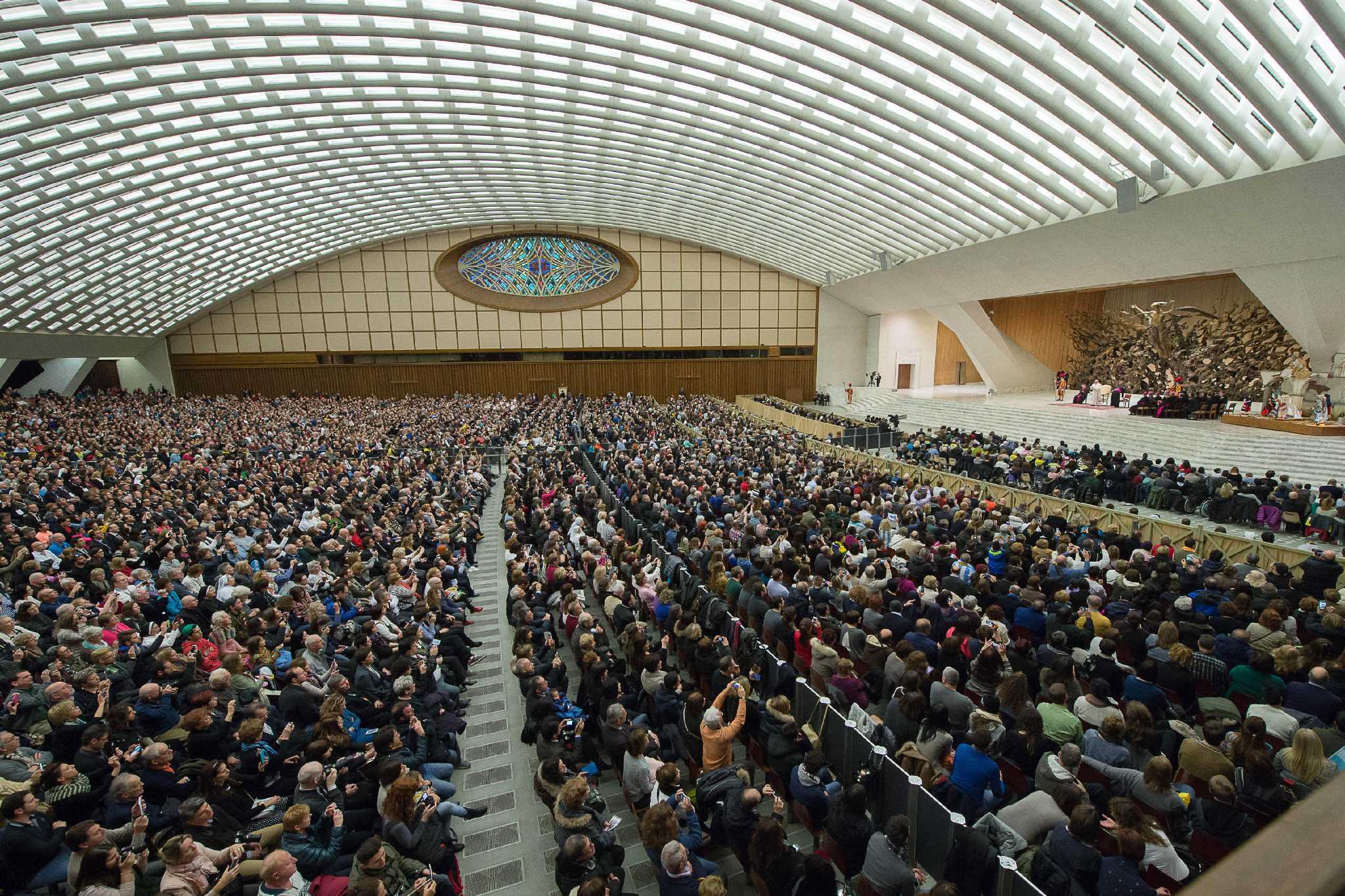 Photos: Audience with Pope Francis at the Vatican — a peek at the ...