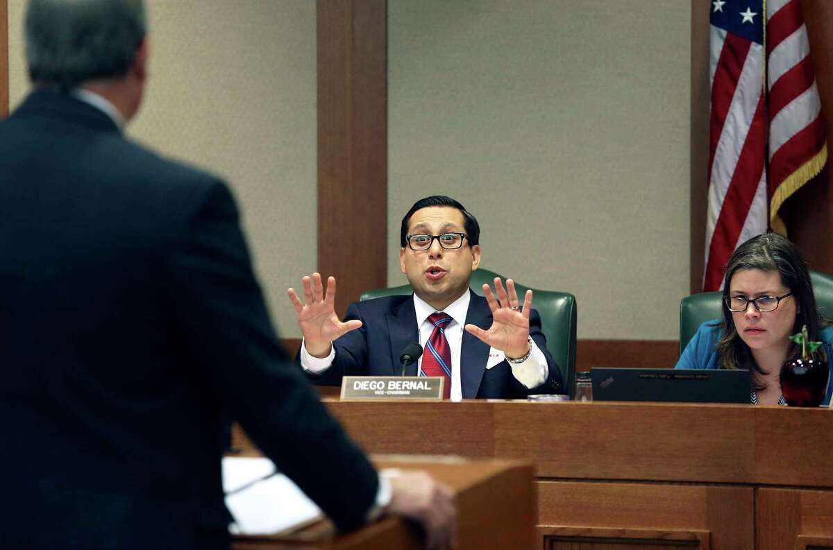 Rep. Diego Bernal ﻿, center, questions a witness on matters of teachers' pay during the Public Education Committee hearings on Tuesday.﻿ Education bills must advance out of the committee before they can be voted on by the full House.