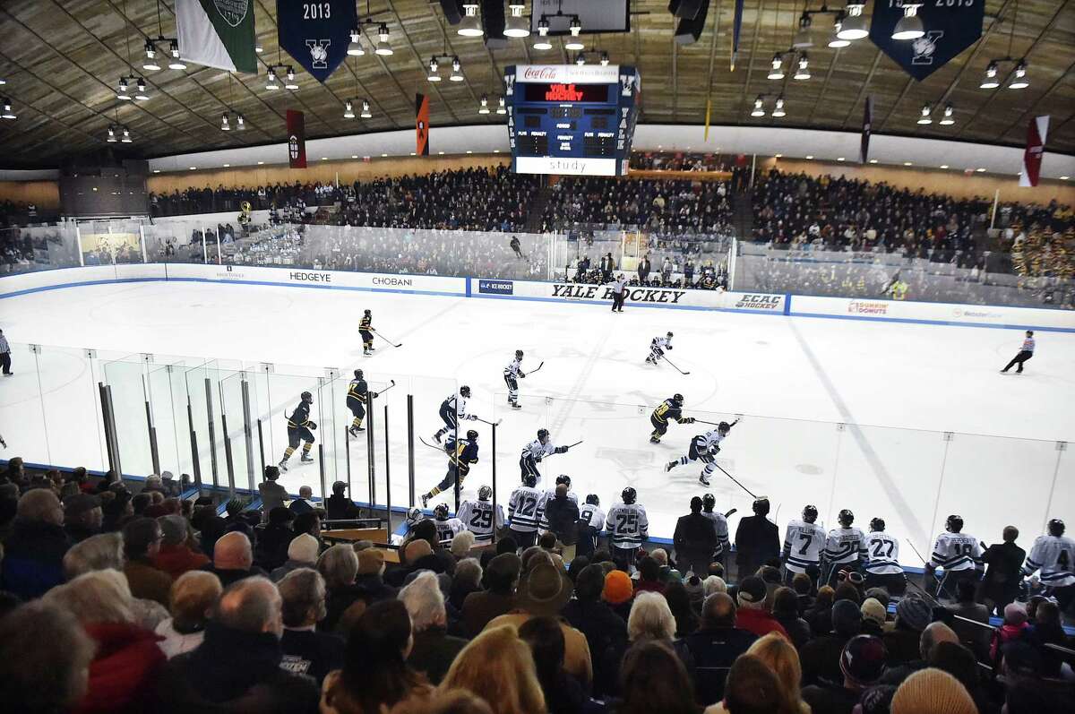 PHOTOS Yale vs. Quinnipiac Ice Hockey