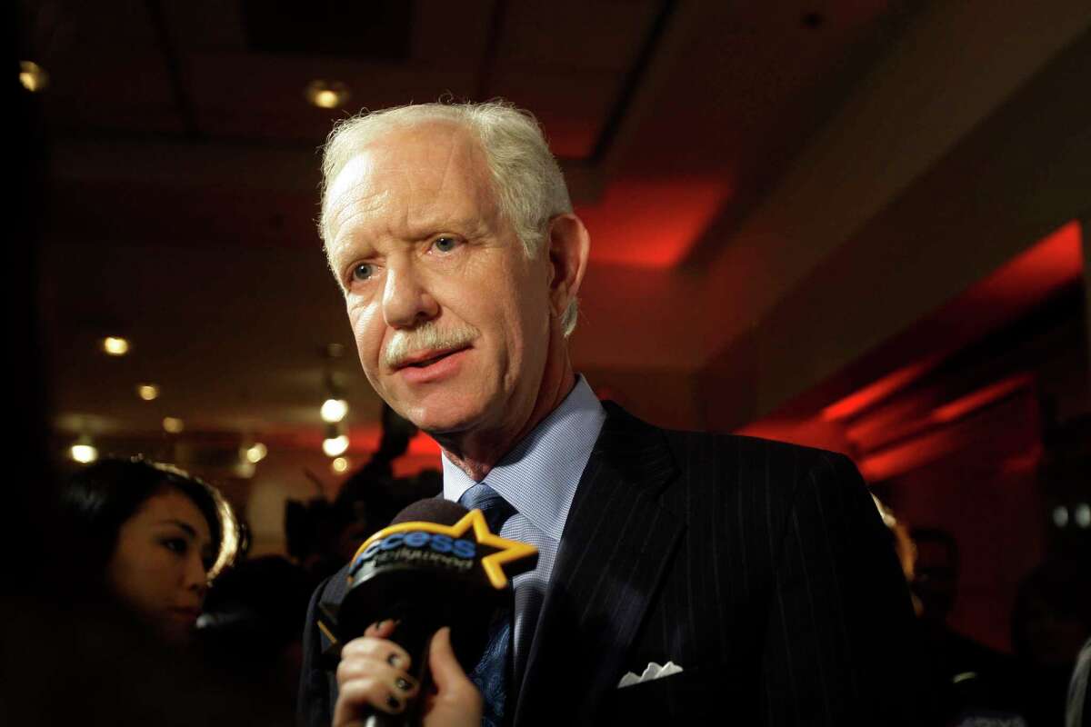 Chesley Sullenberger says privatizing air traffic controls would empower the four biggest airlines.