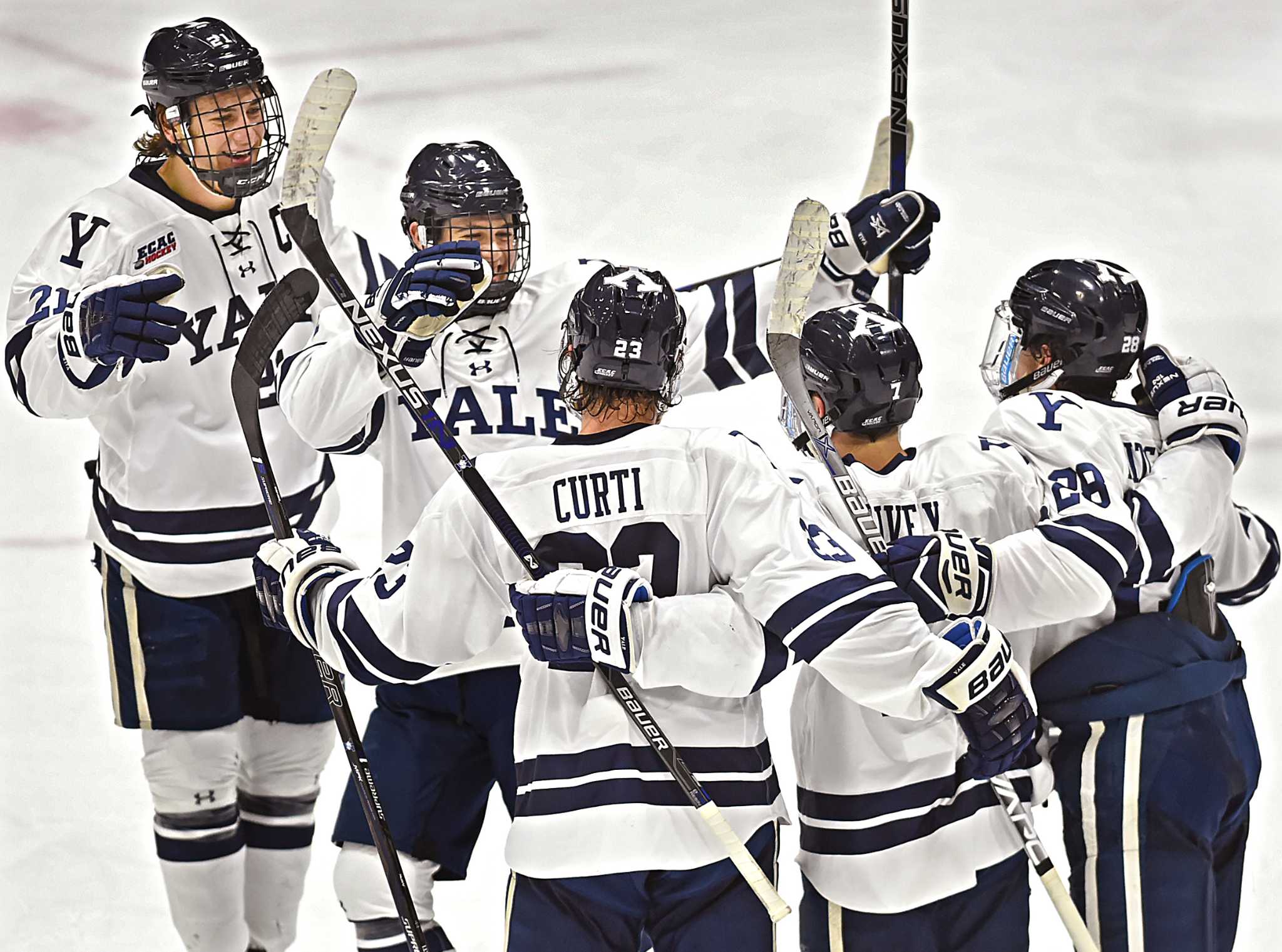 PHOTOS Yale hockey defeats RPI