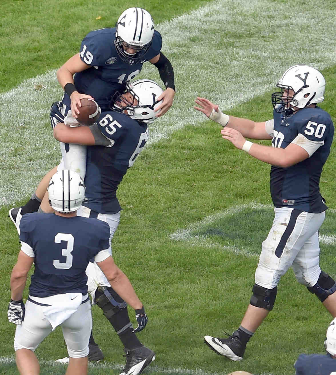 PHOTOS of Yale Football vs. Lehigh in New Haven, Connecticut