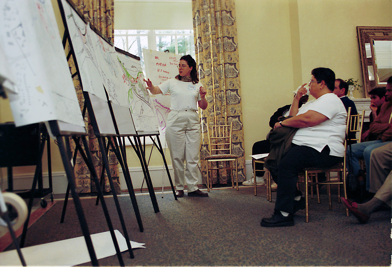 PRESS ARCHIVES Photos from The Middletown Press, April 2000