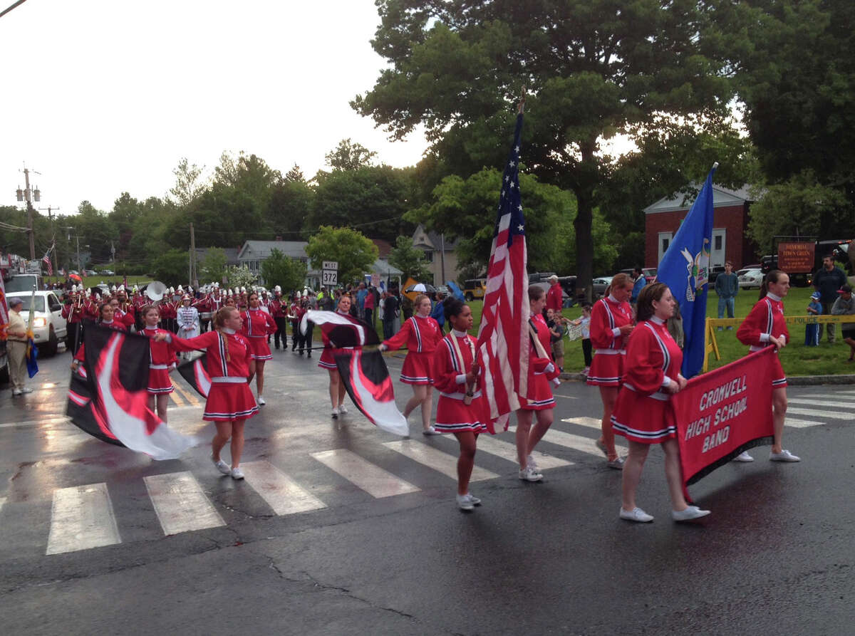 Cromwell’s Memorial Day parade a traditional, touching tribute