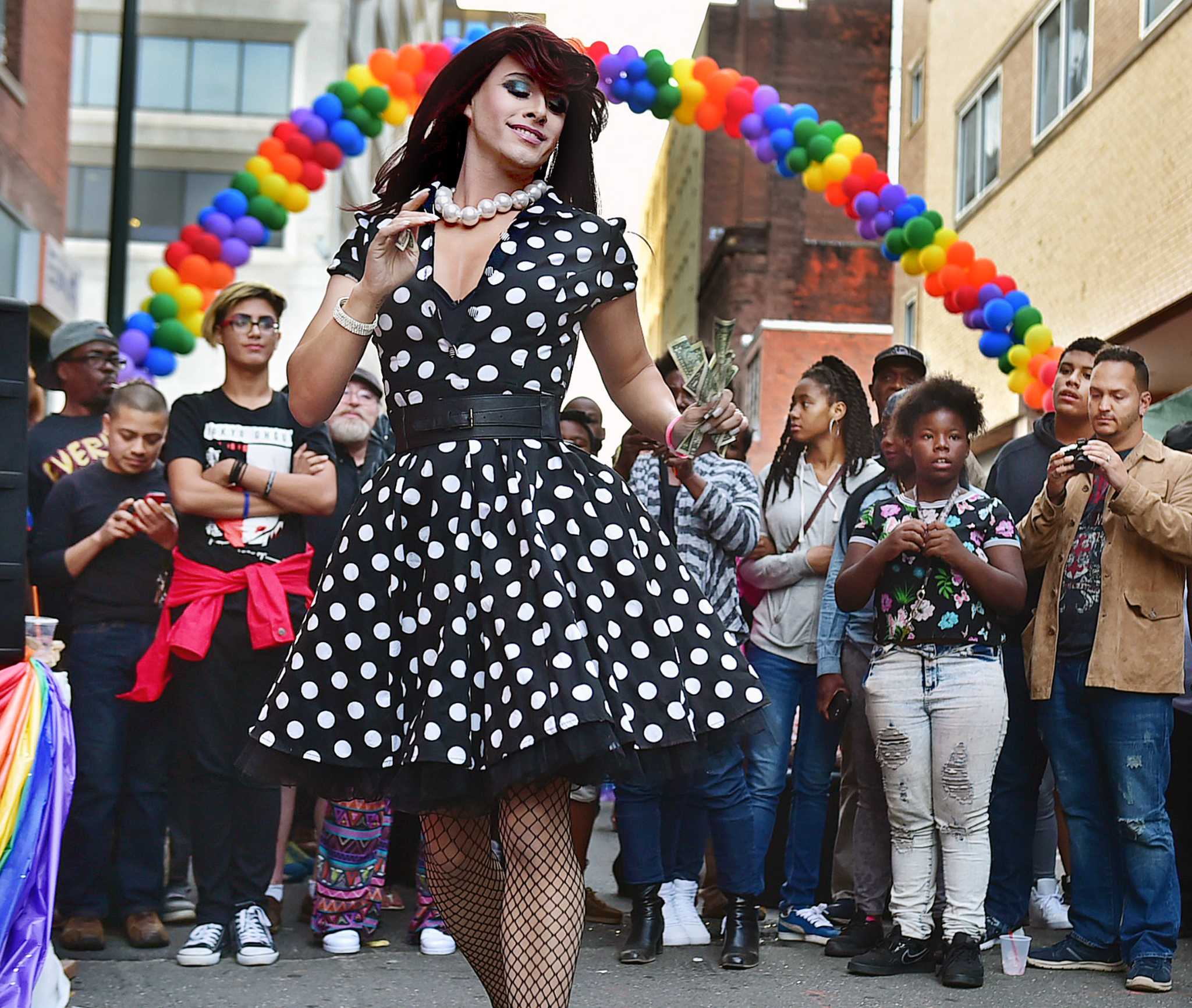 PHOTOS New Haven Pride hosts Block Party