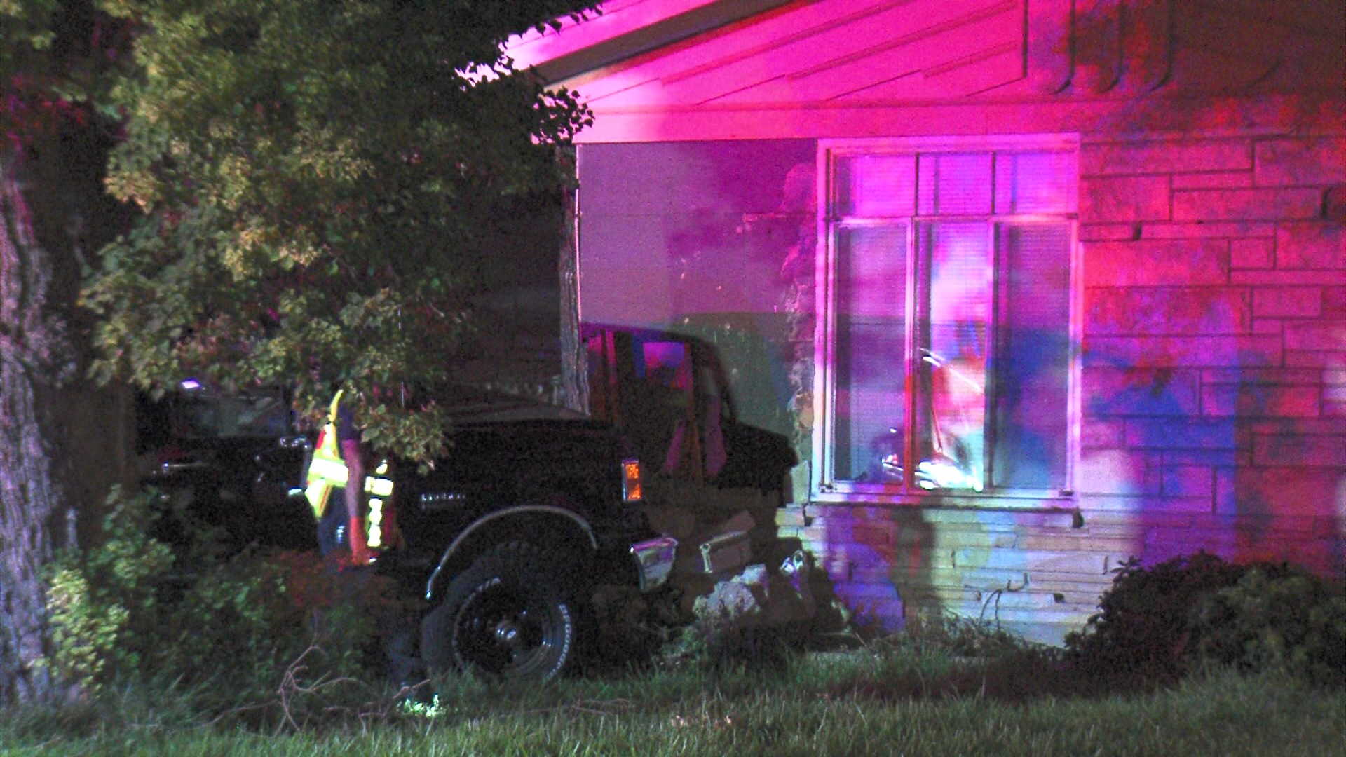 Suspected drunk driver crashes SUV into North Side home