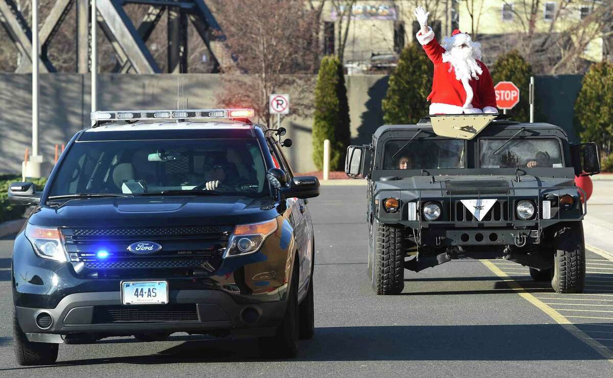 PHOTOS of Ansonia Police Give Gift of Shopping Spree