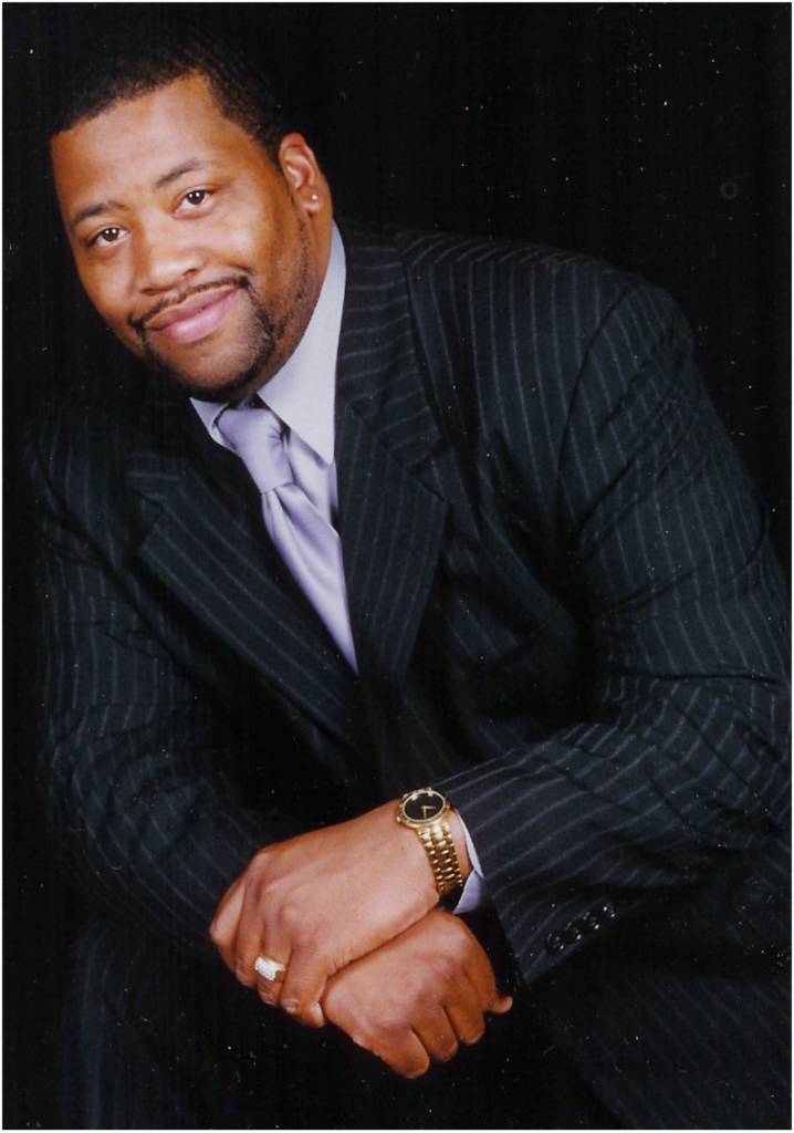 Bondsman follows cousin's path