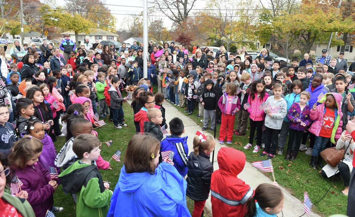 photos-of-veterans-day-program-at-pagels-school-in-west-haven