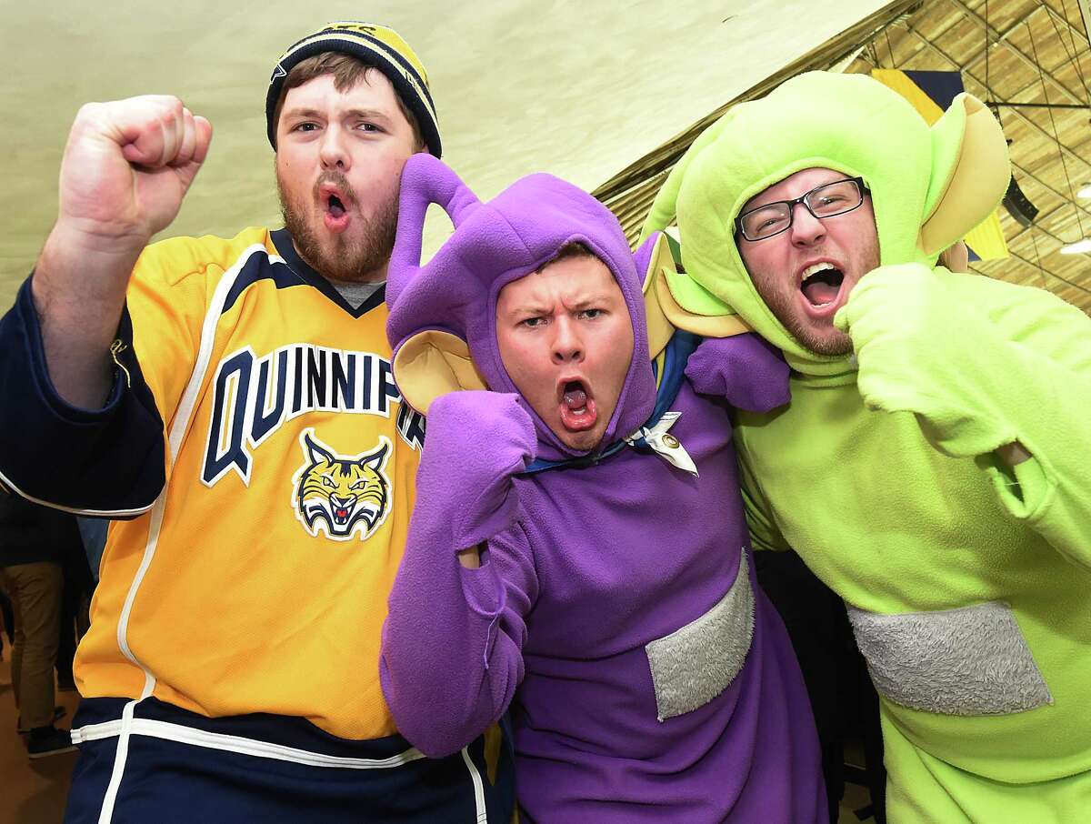20170402ca College Hockey Yale vs. Quinnipiac