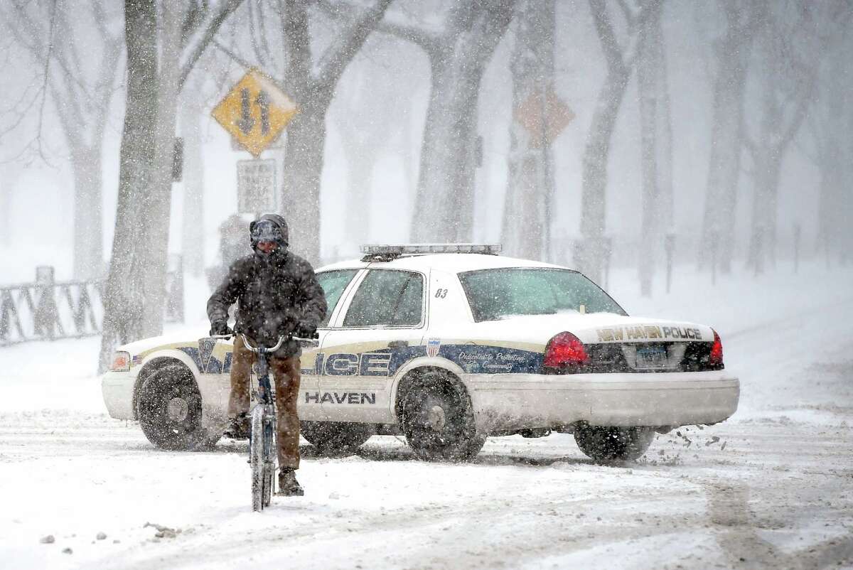 First big snow of season leaves 913 inches in Greater New Haven