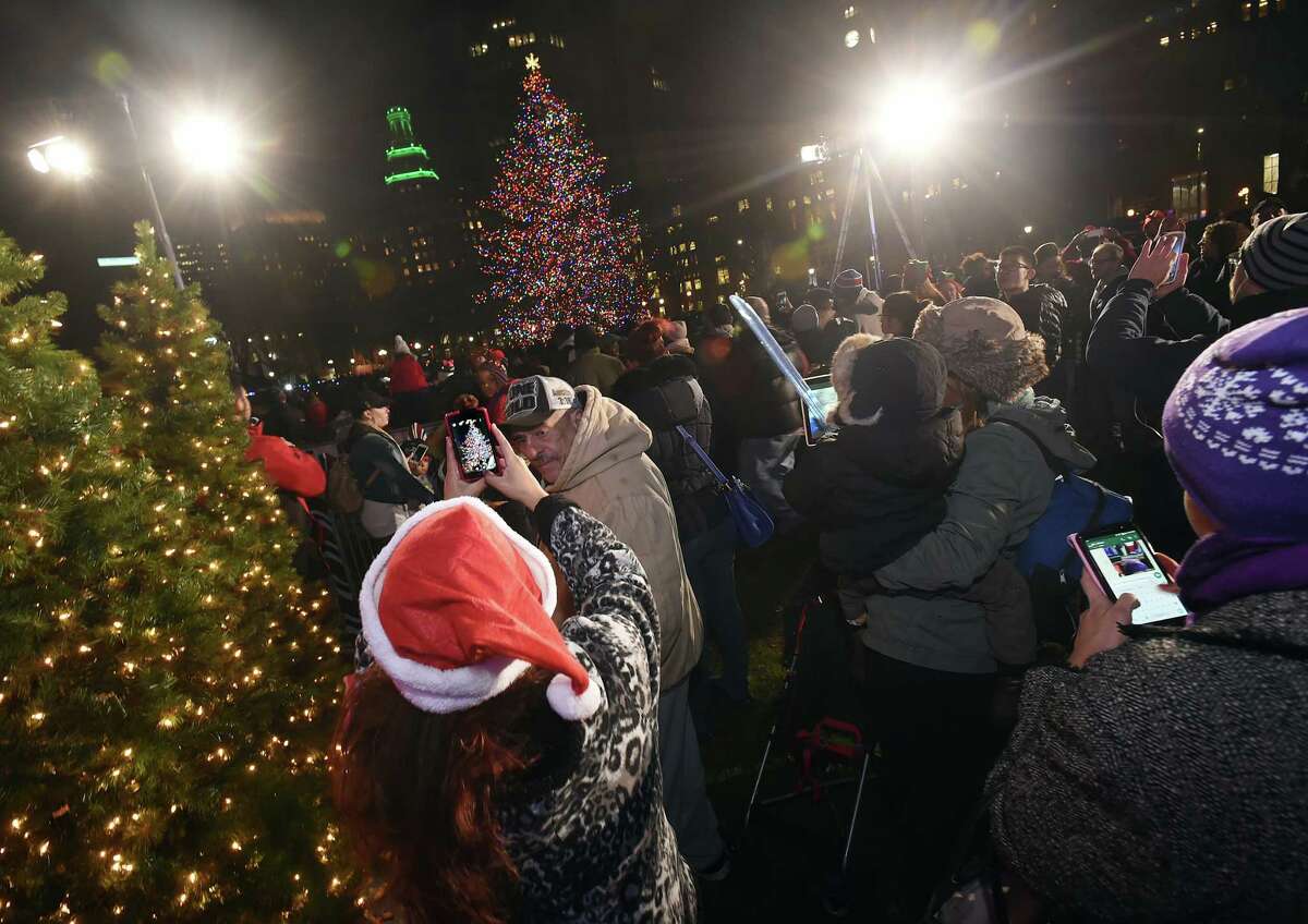 PHOTOS New Haven Christmas Tree Lighting