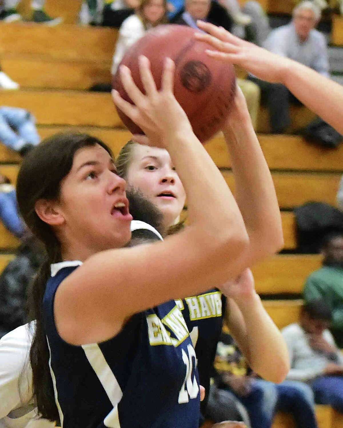 170109ph_Hamden vs. East Haven Girls Basketball