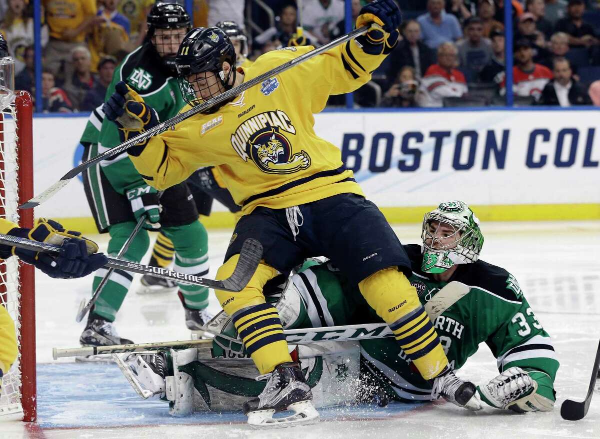 PHOTOS Quinnipiac vs. North Dakota at Frozen Four Championship