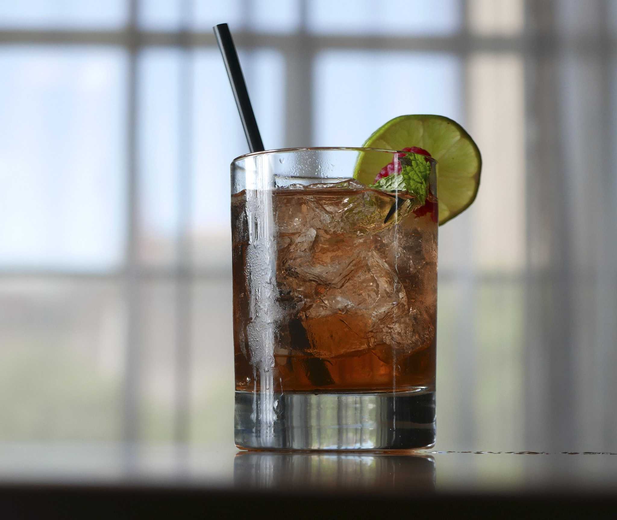 Recipe Summer Moonshine cocktail