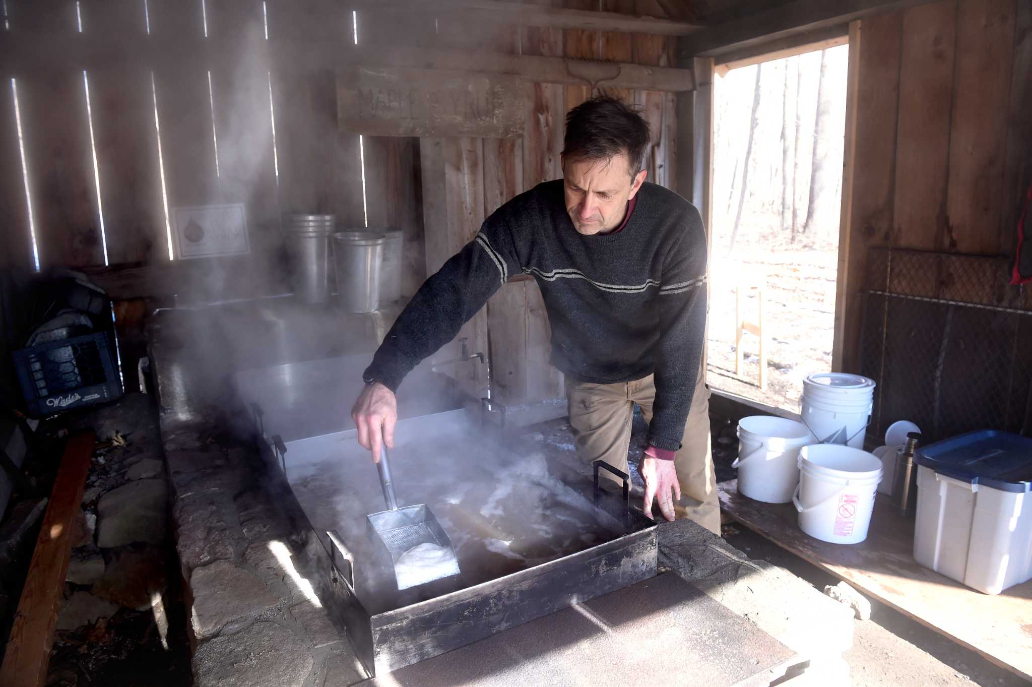 20170204 maple syrup dudley farm