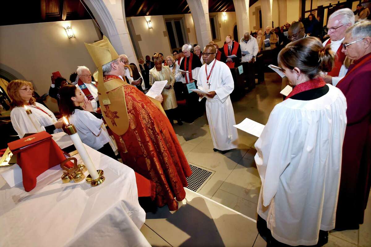 20171603ca From Muslim to Catholic priest to Episcopalian priest Rev ...