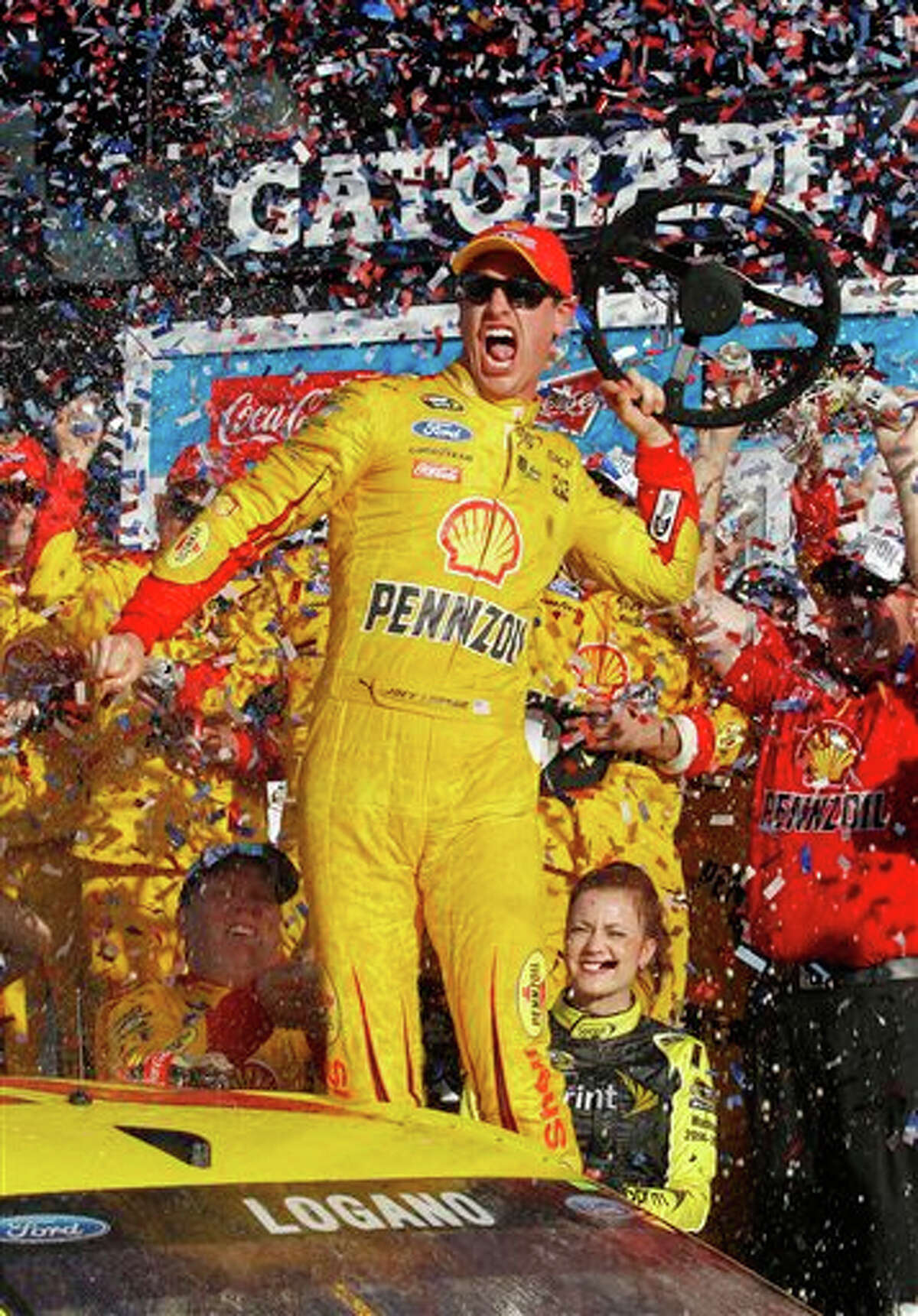 Joey Logano Wins 2015 Daytona 500