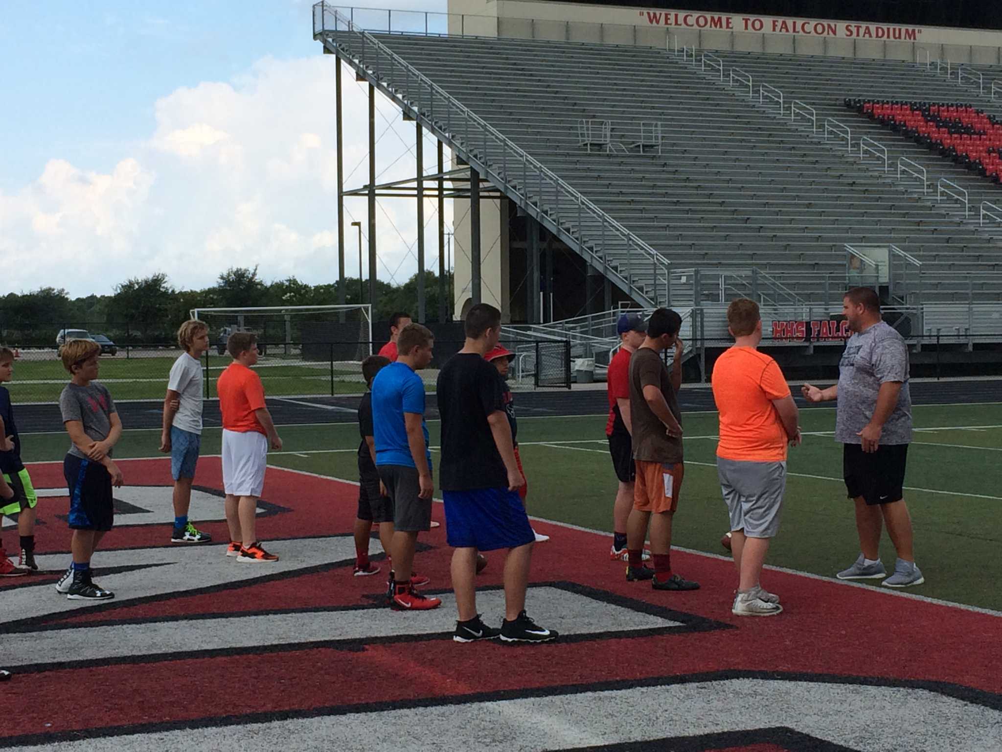 Younger kids get a taste of Hargrave football