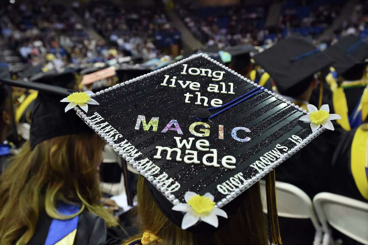 PHOTOS Quinnipiac University School Undergrad Commencement