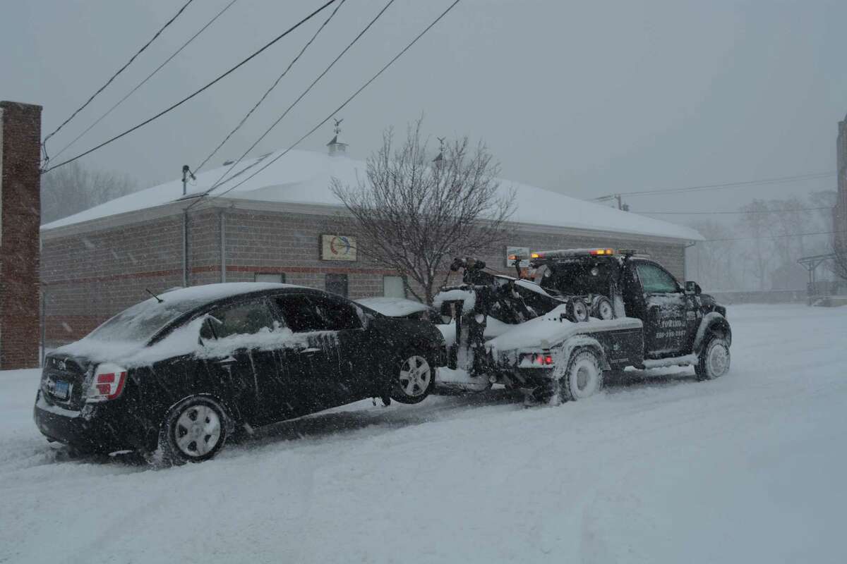 Middletown residents weather the snowstorm