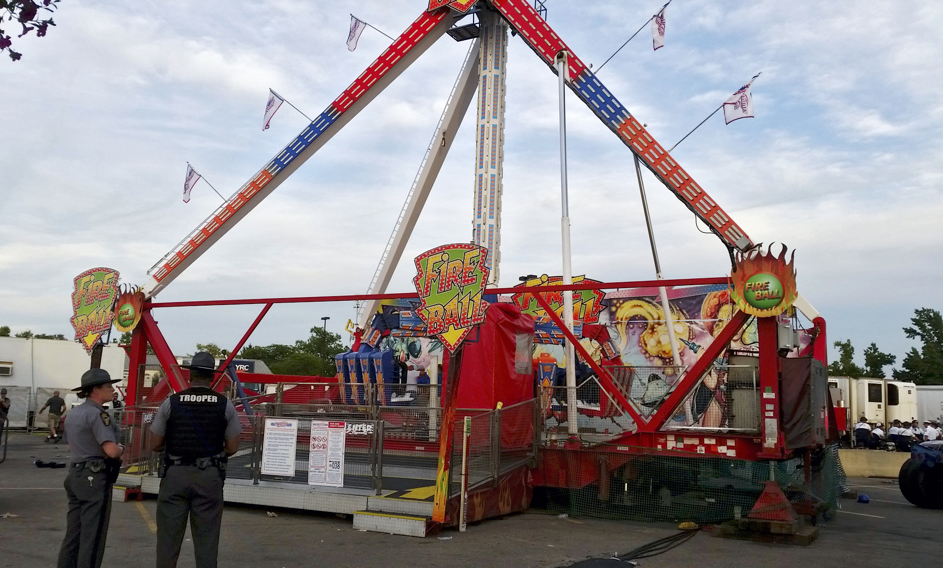 Spinning Ohio State Fair ride breaks apart; 1 dead, 7 hurt