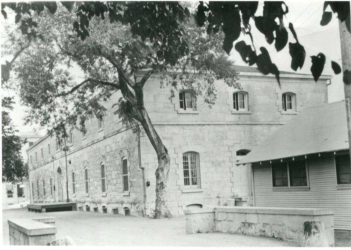 Arsenal stored arms for Confederates, U.S. before HEB