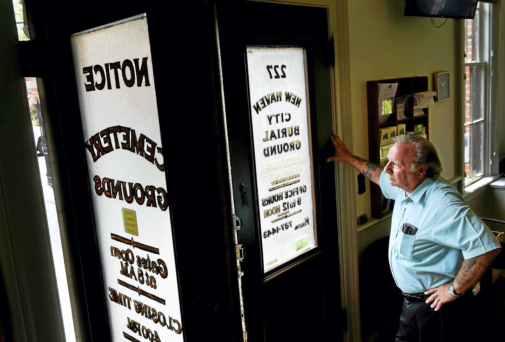 Randall Beach New overseer of New Haven’s Grove Street Cemetery is