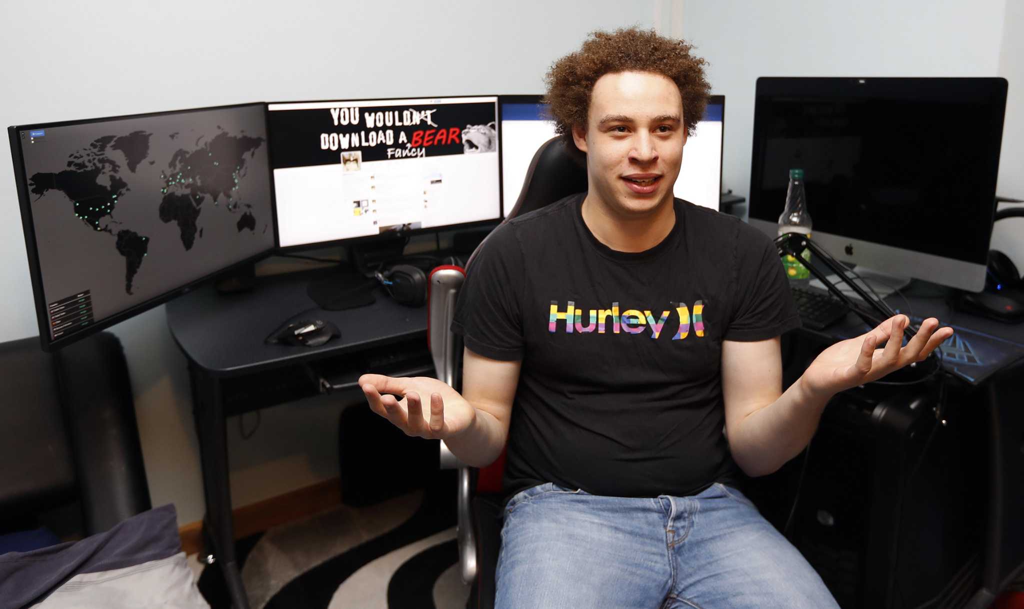 Hacker who helped stop global cyberattack arrested in U.S.
