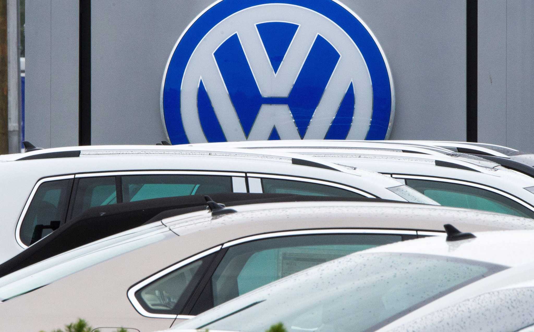 VW executive pleads guilty in emissions scandal