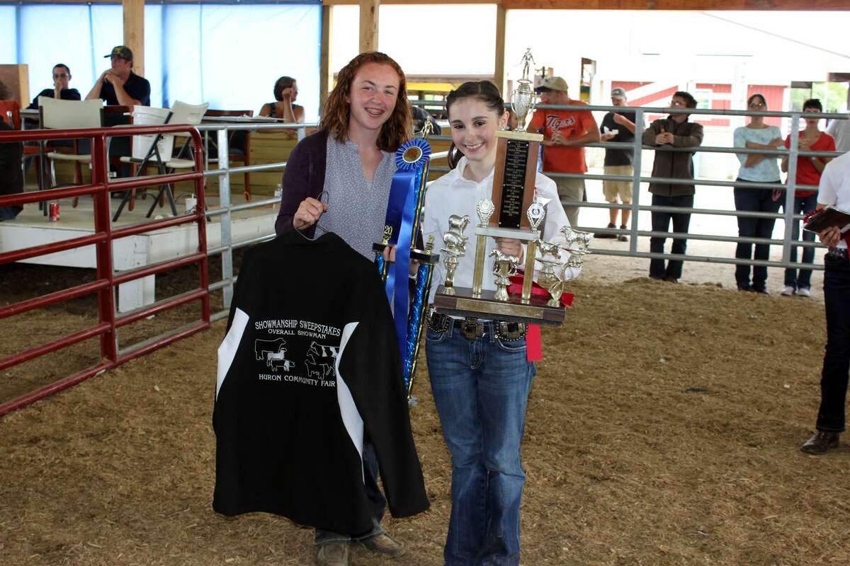 The 4-H and FFA portion of the Huron Community Fair wrapped up Saturday afternoon with the Junior Livestock Association Sweepstakes contest. Dalaney Bates, 13, of Sebewaing (hog showperson) defeated Lillian Lentz (horse showperson), Seth Schumacher (sheep showperson), Nolan Murray (prospect steer showperson), Grace Shupe (fat steer showperson) and Tyler Krug, (dairy showperson).